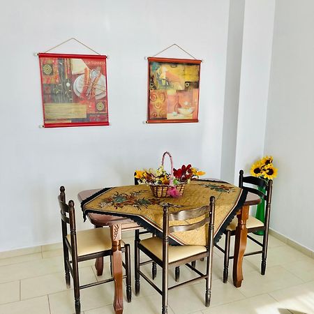 Seaview Apartments Rental Vlorë Buitenkant foto
